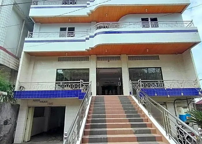 Hotel Riverside Manado