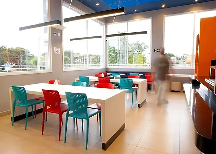 Ibis Budget Leme Sp