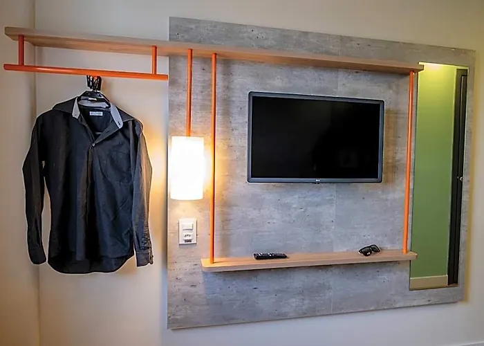 Ibis Budget Leme Sp