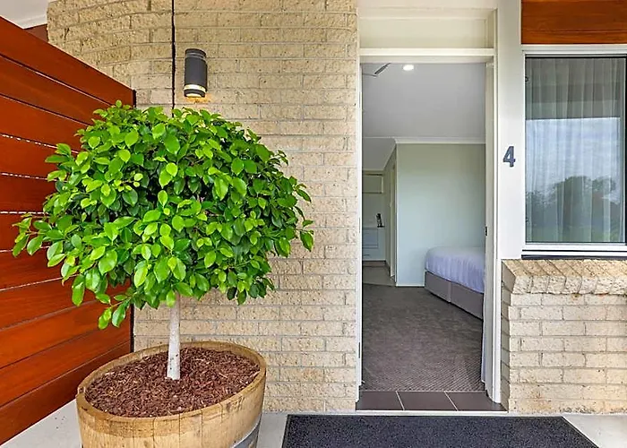 The Duck Inn Apartments