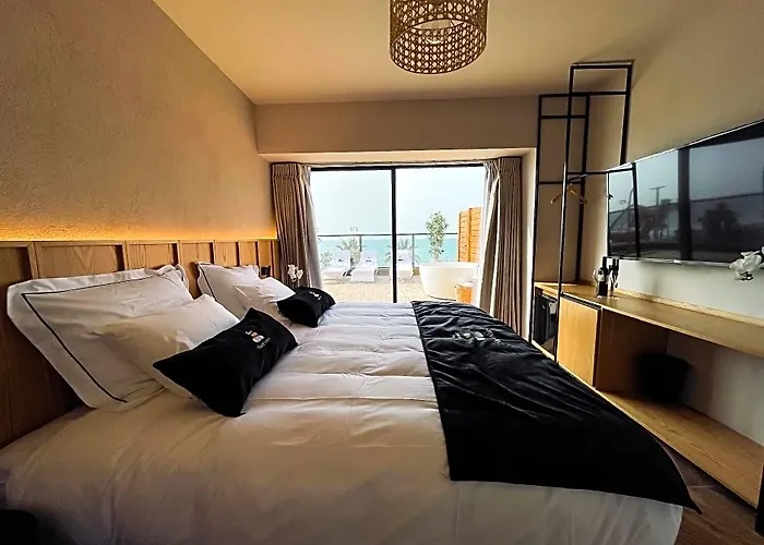 Share Suites Hotel Bat-Yam