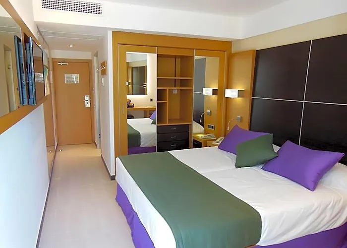 Hotel Isla De Cabrera