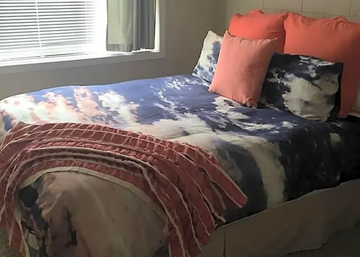 Kindred Lodge Apartments