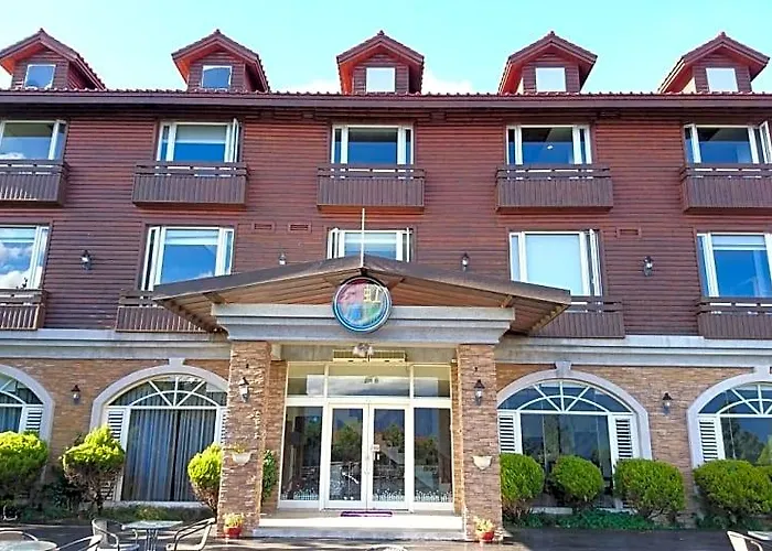 Ailiga Travel Villa