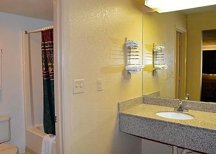 Delux Inn Tulsa