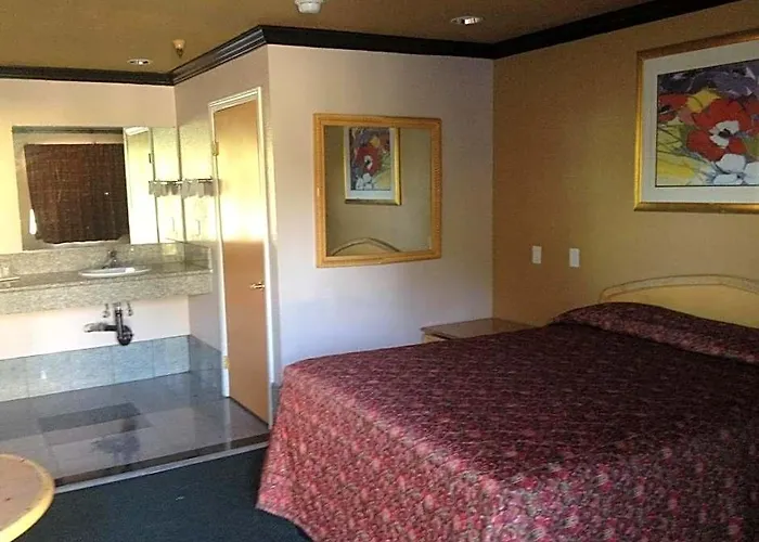 All 8 Motel