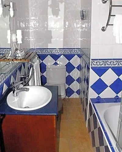 Hotel Donde Caparros