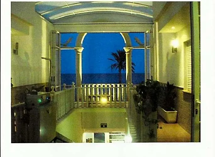 Hotel Donde Caparros