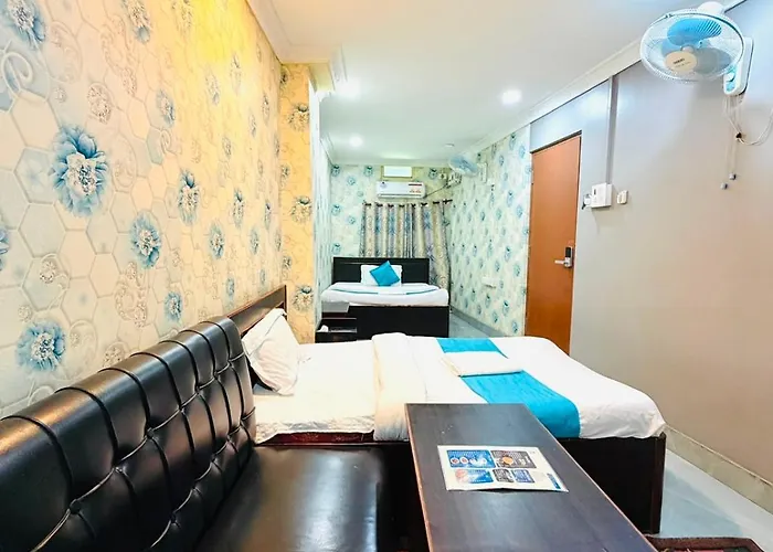 Guru Hotel And Lodge