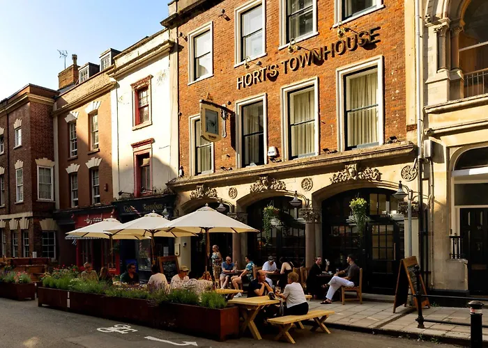 Hort'S Townhouse