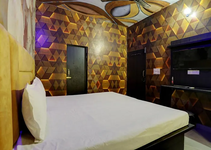 Oyo Paradise Inn