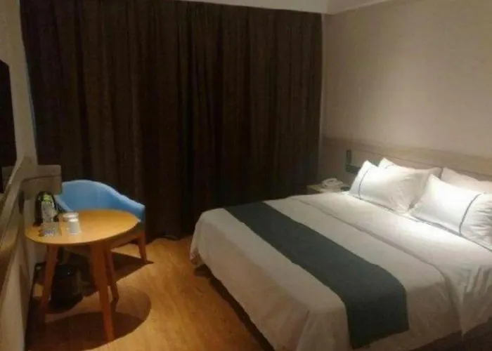 City Comfort Inn Zhanjiang Middle Haibin Avenue Wanda Plaza