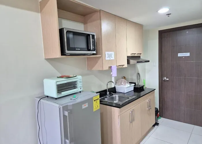 Cozynest Rentals At Brenthill Condominium