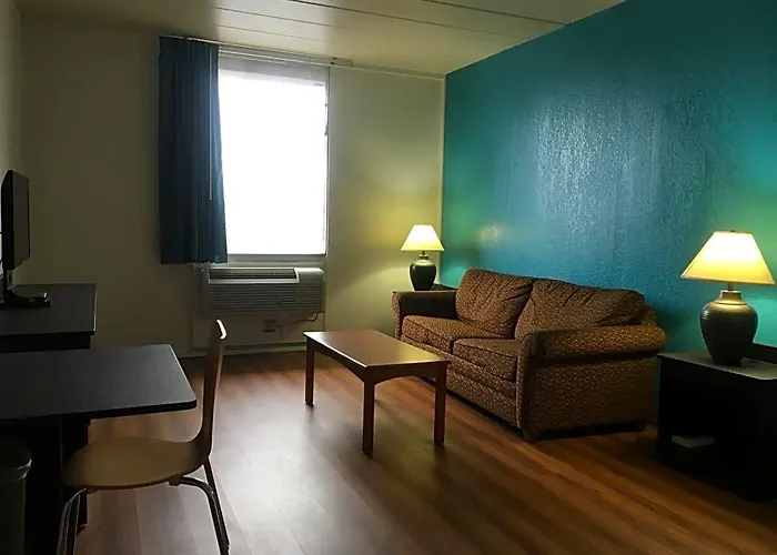 Fairbridge Inn Express Melrose Park
