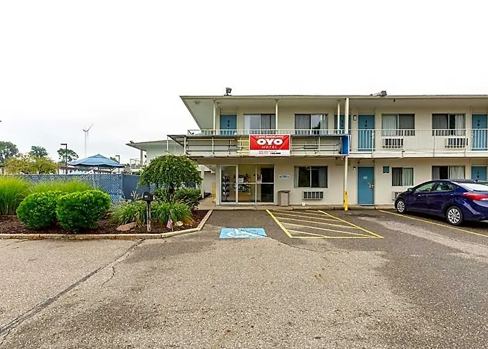 Days Inn By Wyndham New Philadelphia