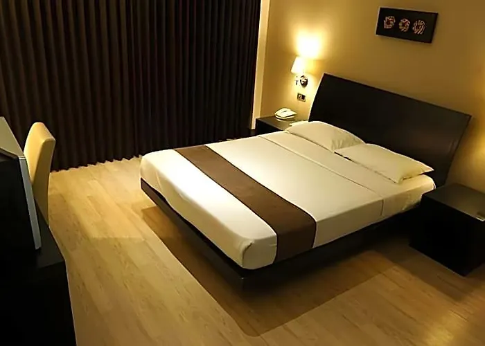 Grand Kecubung Hotel
