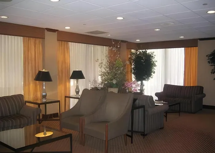 Garden Plaza Hotel