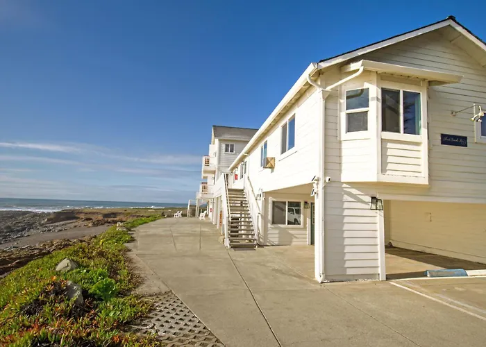 Black Sands Inn