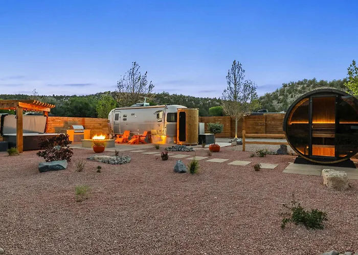 The Airstream 2 At East Zion In The Fields