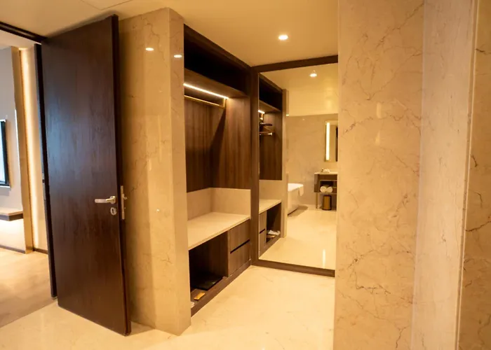 Merlis Hotel Coimbatore