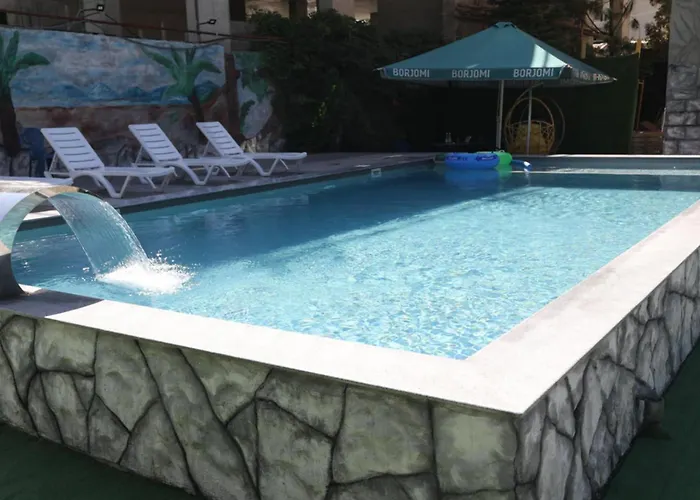 Salo Pool Hotel By The Sea