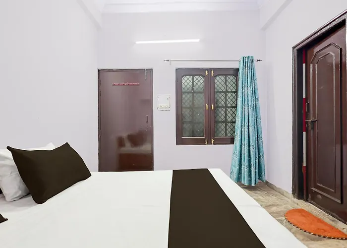 Spot On Alpha Guest House