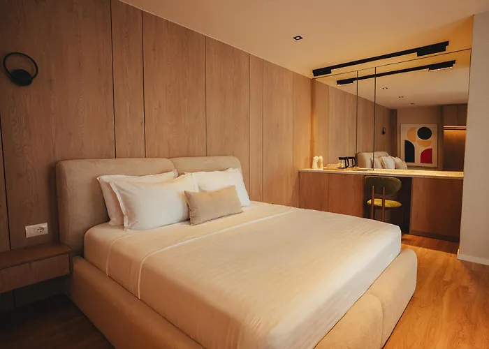 Noir Hotel
