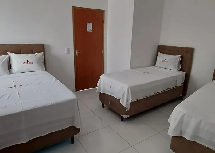 Hotel Satelite