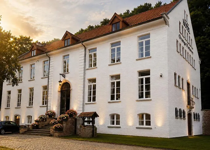 Orange Parkway Hotel