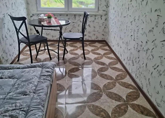 Адами Драхт