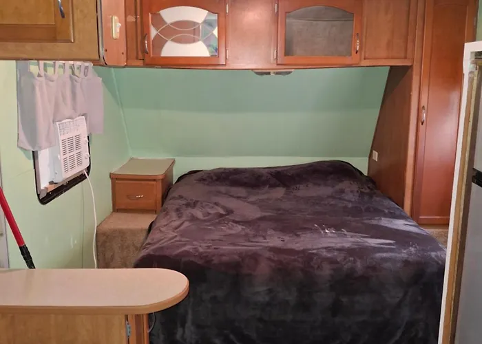 Cozy Private Camper