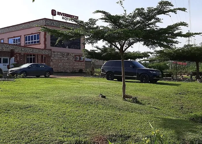 Riverbreeze Hotel