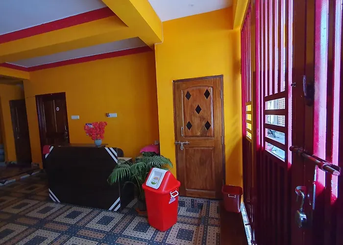 Hotel The Royal Paradise