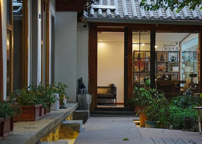 Shangri-La Guilu Homestay