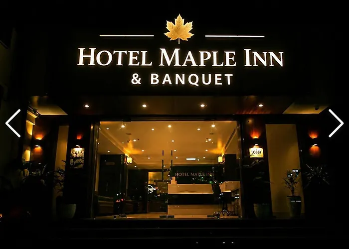 Hotel Maple Inn And Banquet