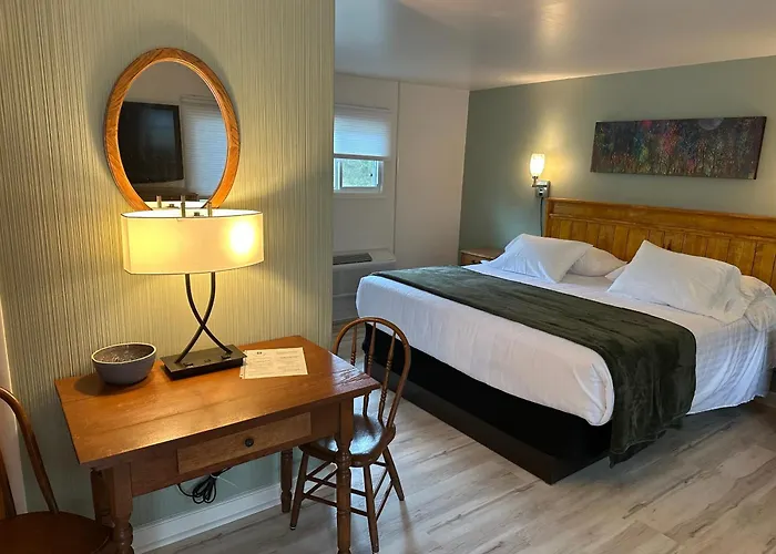 The Foothills Motel