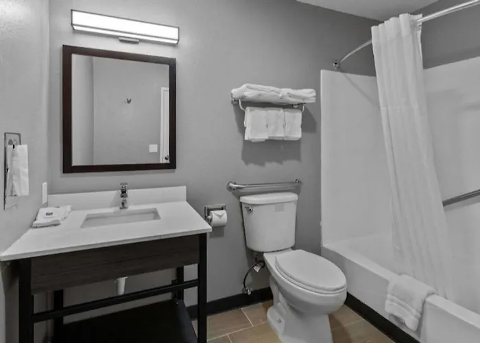 Chandigarh Hotel