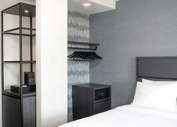 Residence Inn By Marriott Portland Thompson'S Point