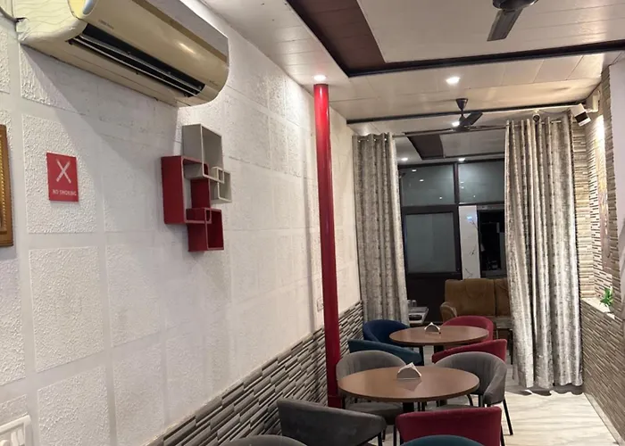 Hotel Golden Star