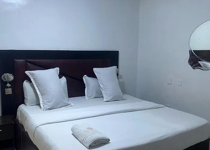 Mambillah Hotel Ikorodu