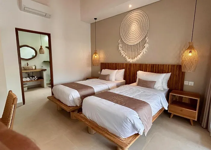 Yuga Nyanyi Suite Boutique Hotel With Pool & Ricefield View