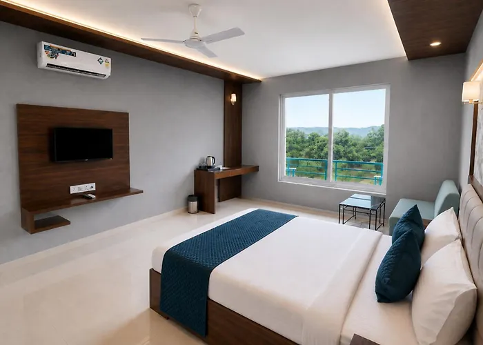 Hotel H F At Assagao North Goa