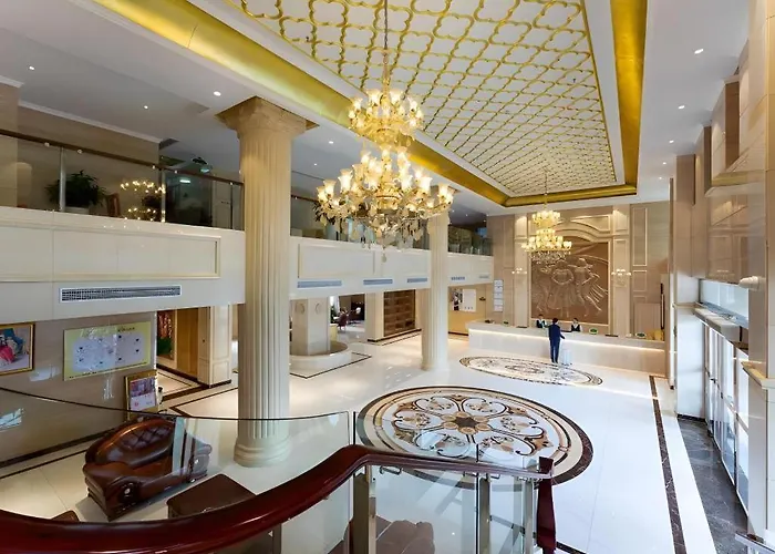 Vienna Hotel Hunan Yueyang Lingji Xingang Bonded Area