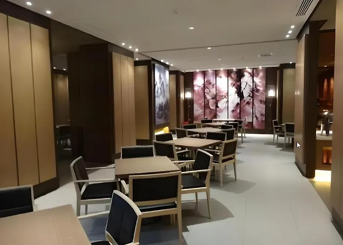 Jinjiang Inn Beihai Beibuwan Square Branch