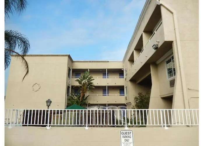 Motel 6 Azusa, Ca