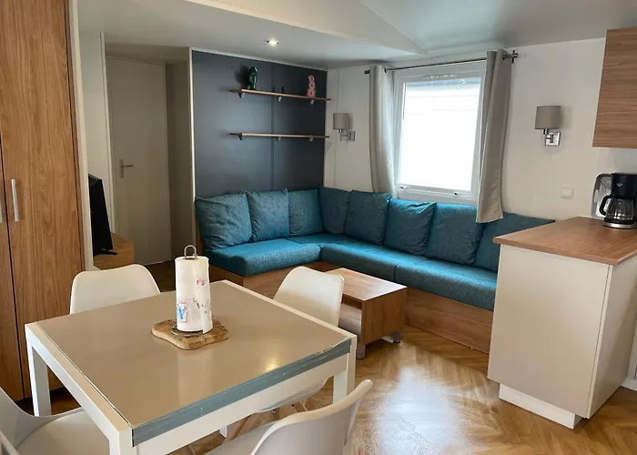 Grand Mobil-Home Camping Siblu - Frejus