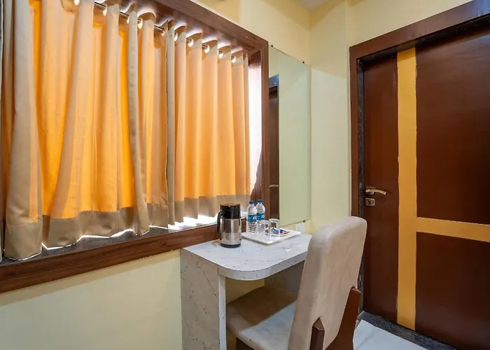 Cosmos Zorba Hotel, Hoshangabad Road