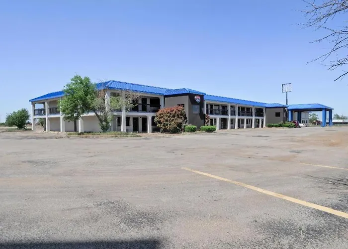 Lonestar Inn & Suites, Erick Ok - Hwy 40 By Oyo