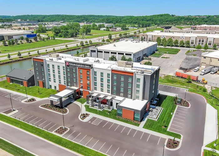 Hilton Garden Inn Kansas City Riverside