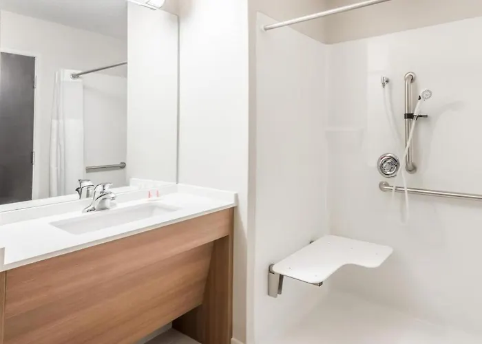 Microtel Inn & Suites By Wyndham Beaver Falls